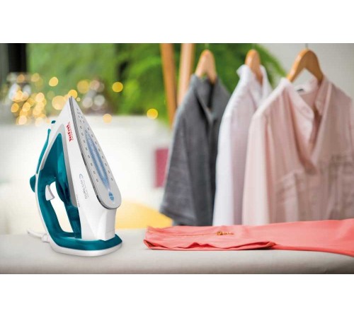 Утюг Tefal FV5718E0 2500Вт голубой/белый