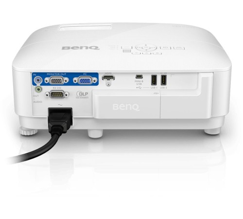 Проектор Benq EH600 DLP 3500Lm (1920x1080) 10000:1 ресурс лампы:5000часов 2xUSB typeA 1xHDMI 2.5кг