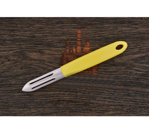 Овощечистка для овощей и фруктов Victorinox Swiss Classic желтый упак.:защита лезвия (7.6077.8) Овощечистка для овощей и фруктов Victorinox Swiss Classic желтый упак.:защита лезвия (7.6077.8)