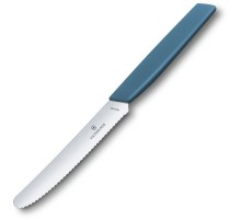 Нож кухонный Victorinox Swiss Modern (6.9006.11W2) стальной столовый для томатов лезв.110мм серрейт. заточка синий
