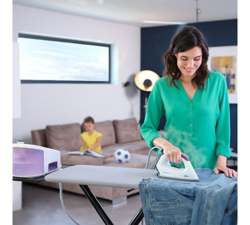Парогенератор Braun IS3155VI SS 2400Вт белый Парогенератор Braun IS3155VI SS 2400Вт белый