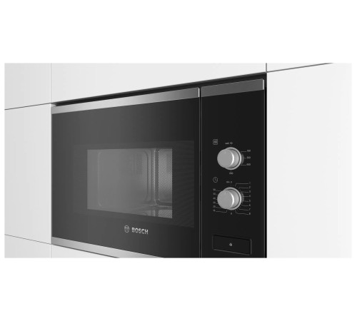 Микроволновая печь Bosch BFL520MS0 20л. 800Вт черный (встраиваемая) Микроволновая печь Bosch BFL520MS0 20л. 800Вт черный (встраиваемая)