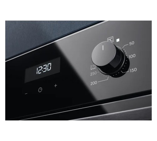 Духовой шкаф Электрический Electrolux EOD5C50Z черный