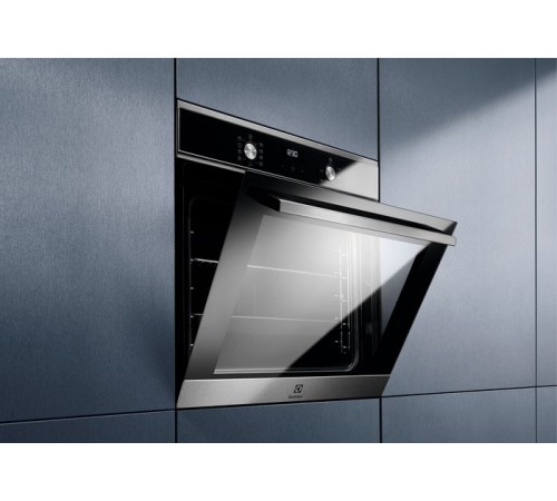 Духовой шкаф Электрический Electrolux EOF5H40BX черный/нержавеющая сталь