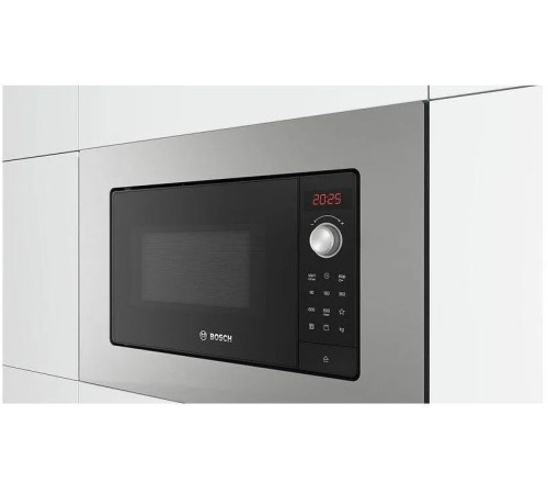 Микроволновая печь Bosch BFL623MS3 20л. 800Вт черный/серебристый (встраиваемая) Микроволновая печь Bosch BFL623MS3 20л. 800Вт черный/серебристый (встраиваемая)