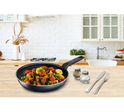 Сковорода Tefal Force 4218026 круглая 26см покрытие: антипригарное ручка несъемная (без крышки) черный (9100048316)