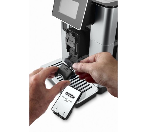 Кофемашина Delonghi ECAM610.55.SB 1450Вт черный/серебристый Кофемашина Delonghi ECAM610.55.SB 1450Вт черный/серебристый