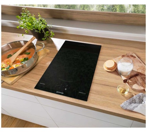 Индукционная варочная поверхность Gorenje GI3201BC черный Индукционная варочная поверхность Gorenje GI3201BC черный