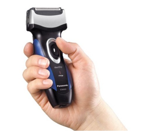 Бритва сетчатая Panasonic ES6002 реж.эл.:3 питан.:аккум. черный/синий Бритва сетчатая Panasonic ES6002 реж.эл.:3 питан.:аккум. черный/синий