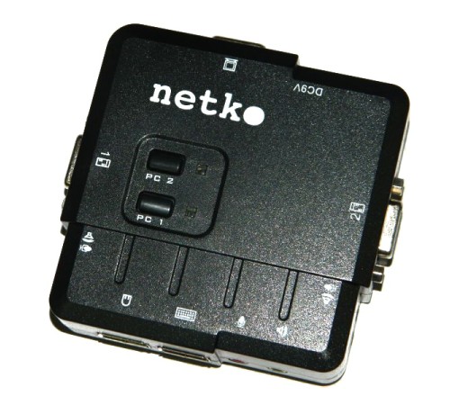 KVM Переключатель Netko настольный 2 порта USB+аудио в комплекте: кабеля 1.8м (NLVVUA18) черный NCS-21UA (54954)