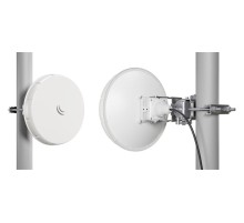 Комплект из двух точек доступа MikroTik Wireless Wire nRAY (Pair of preconfigured nRAYG-60ad devices for 60Ghz link (60GHz antenna, 802.11ad wireless, two core 1.2GHz CPU, 256MB RAM, 1x Gigabit (незначительное повреждение коробки)