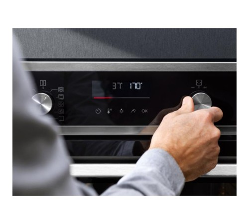 Встраиваемые электрические духовки ELECTROLUX/ Электрический духовой шкаф с конвекцией, приготовление на пару, объем 72 л, 10 режимов, автопрограммы, очистка пиролитическая, 3 стекла в дверце, направляющие проволочные + телескопические (1 уровень)