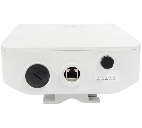 Точка доступа/ Внешняя двухдиапазонная Wi-Fi 6 точка доступа AX3000, 1x2.5GBase-T WAN PoE 802.3at, 1x1000Base-T LAN, 4 антенны 4 dBi