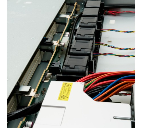 Серверный корпус/ 1U chassis;  Mini-ITX, Micro-ATX, ATX MBs; 4 x 3.5'' hsb; 2 x USB; 1 x COM port (Front); 1 x FH expantion slot; 600W (1+1) (80 Plus Platinum); no rails