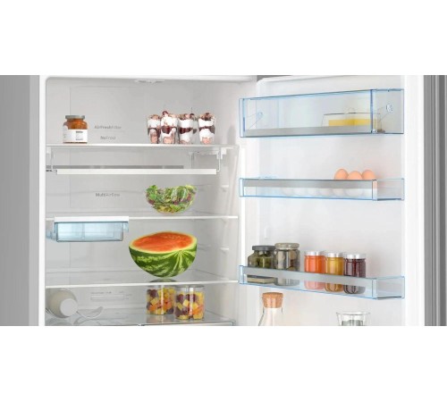 Холодильник BOSCH Full NoFrost, Serie   6, Габариты 193x70x80, Общий пол. объем: 559 л. (х:417, м:142), Черное стекло,Цифровой LCD дисплей,, Multi Airflow, AirFresh Filter, Боковое LED освещение и точечное для зон свежести, Полки EasyAccess, Отделение для