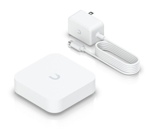 Межсетевой экран/ Compact independent gateway with a full suite of advanced routing and security features Межсетевой экран/ Compact independent gateway with a full suite of advanced routing and security features