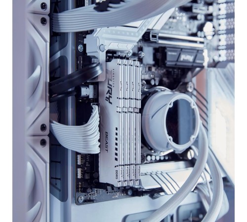 Память оперативная/ Kingston 64GB 5600MT/s DDR5 CL40 DIMM (Kit of 4) FURY Beast White XMP