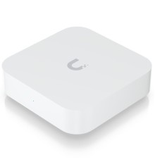 Межсетевой экран/ Compact independent gateway with a full suite of advanced routing and security features