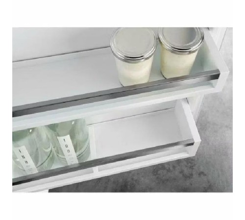 Встраиваемые холодильники Liebherr/ EIGER, ниша 178, Pure, EasyFresh,3 контейнера, door-on-door