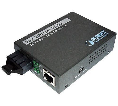 FT-801 медиа конвертер/ 10/100Base-TX to 100Base-FX (ST) Bridge Media Converter, LFPT Supported