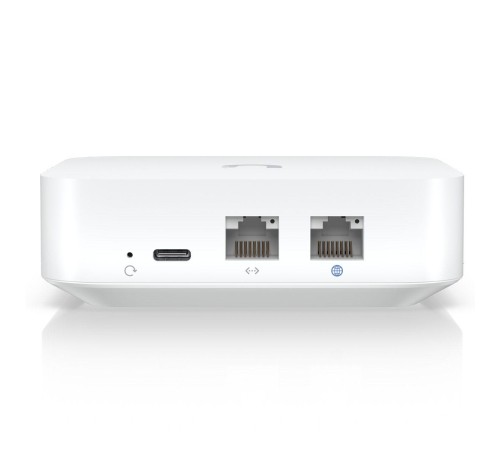 Межсетевой экран/ Compact independent gateway with a full suite of advanced routing and security features Межсетевой экран/ Compact independent gateway with a full suite of advanced routing and security features