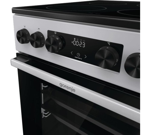 Плита Gorenje/ Плита Gorenje, полезный объем 70 л, эргономичные переключатели, сенсорный программатор IconLED, эмаль SilverMatte, очистка паром, индикатор остаточного тепла для каждой конфорки, телескопические направляющие, дверца CompactDoor 2 стекла + 1
