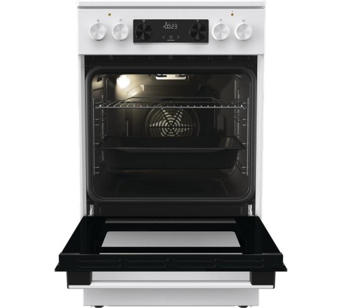 Плита Gorenje/ Плита Gorenje, полезный объем 70 л, эргономичные переключатели, сенсорный программатор IconLED, эмаль SilverMatte, очистка паром, индикатор остаточного тепла для каждой конфорки, дверца CompactDoor 2 стекла + 1 термослой, стеклокерамическая