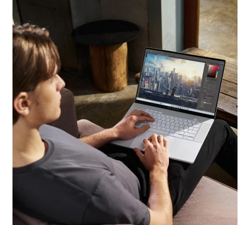 Ноутбук/ ASUS ROG Zephyrus G16 GU605CP-QR069 16"(2560x1600 OLED 240Hz)/Intel Core Ultra 7 255H(2Ghz)/32768Mb/1024PCISSDGb/noDVD/Ext:NVIDIA GeForce RTX 5070(8192Mb)/Cam/BT/WiFi/90WHr/war 1y/1.85kg/Platinum White/noOS + чехол