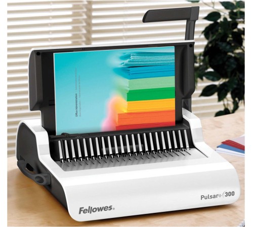 Переплетчик Fellowes PULSAR+ на пластиковую пружину, сшивает до 300 лст., перфорирует 20 лст. Переплетчик Fellowes PULSAR+
