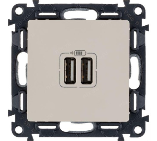 Valena LIFE. Зарядное устройство с двумя USB-разьемами 240В/5В 1500мА. С лицевой панелью. Слоновая кость