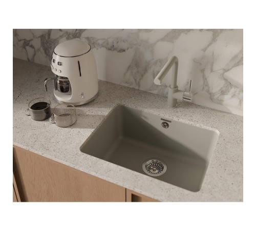 Кухонная мойка RIVELATO RIVELATO Мойка BERKANA 50 1-чаш 560*430, монтаж: универсальный, материал: кварц, цвет: топаз Кухонная мойка RIVELATO RIVELATO Мойка BERKANA 50 1-чаш 560*430, монтаж: универсальный, материал: кварц, цвет: топаз