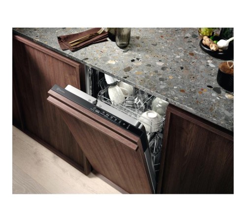 Встраиваемые посудомоечные машины ELECTROLUX/ Встраиваемая узкая посудомоечная машина, без фасада, сенсорное управление Quick Select 1,Список программ: Стандартная 160 мин, Стандартная 90 мин, ЭКО (4 часа), Быстрая 30 минут, Предварительное ополаскивание