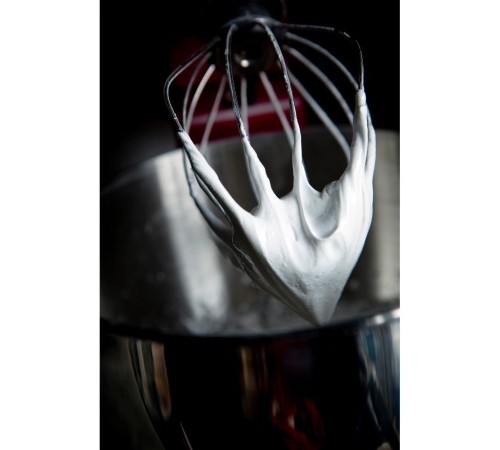 Настольный миксер KitchenAid Настольный миксер с откидным блоком Artisan 4.8 л, карамельное яблоко Настольный миксер KitchenAid Настольный миксер с откидным блоком Artisan 4.8 л, карамельное яблоко