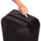 Шредер Fellowes® Powershred® LX50, DIN P-4, 4х37мм, 9лст., 17 лтр., уничт.: скрепки,скобы,карты Шредер Fellowes® Powershred® LX50