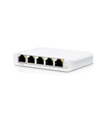 Коммутатор/ Compact, 5-port, Layer 2 switch that can be powered with PoE or a 5V USB-C adapter