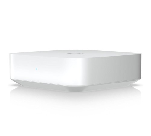 Межсетевой экран/ Compact independent gateway with a full suite of advanced routing and security features Межсетевой экран/ Compact independent gateway with a full suite of advanced routing and security features