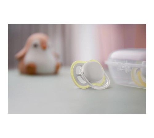 Пустышка Philips/ Пустышка ultra air, Серая/Персиковая без рисунков, 0-6 мес, 2 шт, для мальчиков и девочек