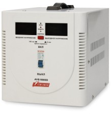 Стабилизатор POWERMAN AVS 5000D, ступенчатый регулятор, цифровые индикаторы уровней напряжения, 5000ВА, 140-260В, максимальный входной ток 24А, клеммная колодка, IP-20, напольный,  280мм х 200мм х 225мм, 8.6 кг./ Stabilizer POWERMAN AVS 5000D, step-type r