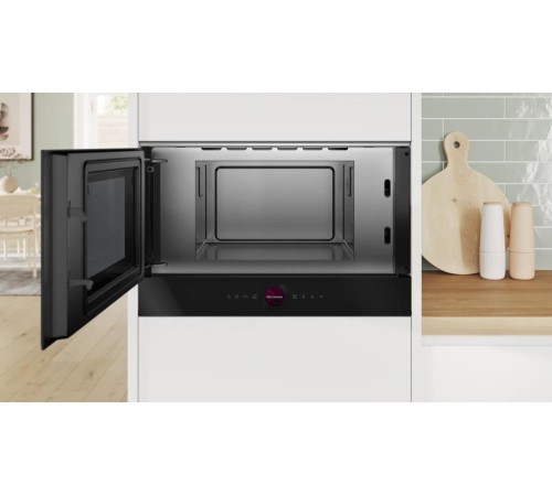 Встраиваемые микроволновые печи BOSCH Accent line. 900Вт, 5 режимов, инвертер, 21 л, черный, петли слева