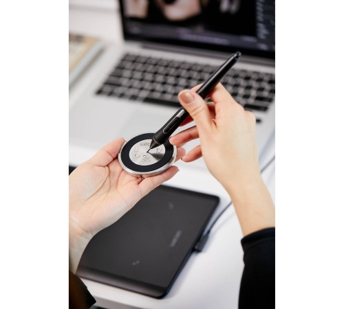 Графический планшет/ Intuos Pro S (Small)