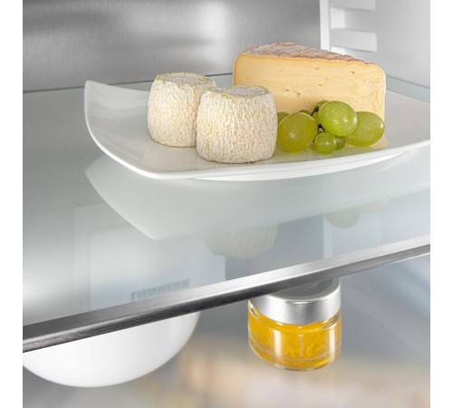 Холодильники LIEBHERR/ Plus, BioFresh 1 контейнер, МК NoFrost, 3 контейнера МК, в. 185,5 см, ш. 60 см, класс ЭЭ A++, внутренние ручки, белый цвет Холодильники LIEBHERR/ Plus, BioFresh 1 контейнер, МК NoFrost, 3 контейнера МК, в. 185,5 см, ш. 60 см, класс ЭЭ A++, внутренние ручки, белый цвет