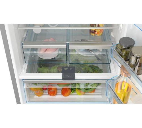 Холодильник BOSCH Full NoFrost, Serie   6, Габариты 193x70x80, Общий пол. объем: 559 л. (х:417, м:142), Черное стекло,Цифровой LCD дисплей,, Multi Airflow, AirFresh Filter, Боковое LED освещение и точечное для зон свежести, Полки EasyAccess, Отделение для