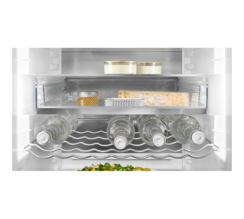 Встраиваемые холодильники Liebherr/ Pure, ниша 194 см, EasyFresh, МК NoFrost 3 контейнера, сенсорный дисплей Touch, door sliding. Встраиваемые холодильники Liebherr/ Pure, ниша 194 см, EasyFresh, МК NoFrost 3 контейнера, сенсорный дисплей Touch, door sliding.
