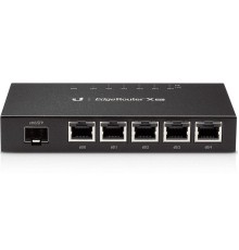 Маршрутизатор/ Compact but powerful router sporting (5) Gigabit RJ45 ports with passive PoE support and an SFP port