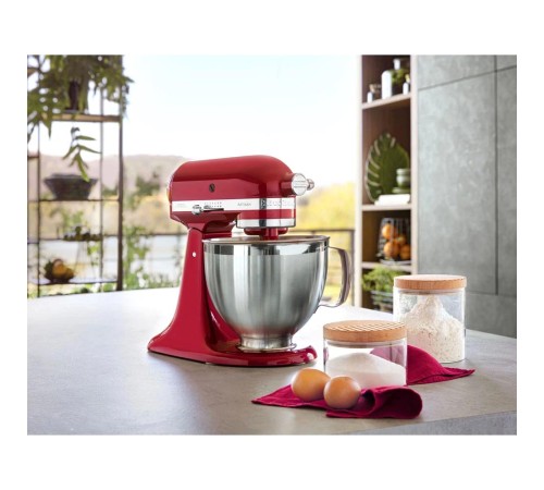 Настольный миксер KitchenAid Настольный миксер с откидным блоком Artisan 4.8 л, красный Настольный миксер KitchenAid Настольный миксер с откидным блоком Artisan 4.8 л, красный