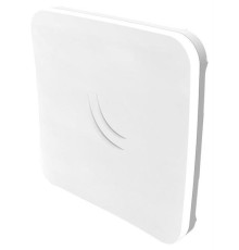 Точка доступа MikroTik SXTsq Lite2 with 10dBi 2.4GHz antenna, Dual Chain 802.11bgn wireless, 650MHz CPU, 64MB RAM, 1 x LAN, POE, PSU, pole mount, RouterOS L3 (существенное повреждение коробки)