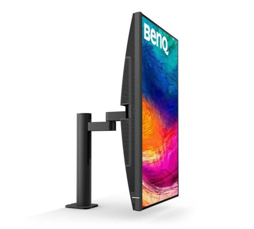 Мониторы/ Benq PD3205UA 31,5'', 3840x2160, IPS,  60Hz, 1000:1, 350cd, 5ms, HDMI, DP; 3*USB 3.2; USB C*90W, Speakers, Height adj 110, 99% sRGB, Flicker-free;Low Blue Light, Calibration Report, Table Mounting, 3Y, Grey