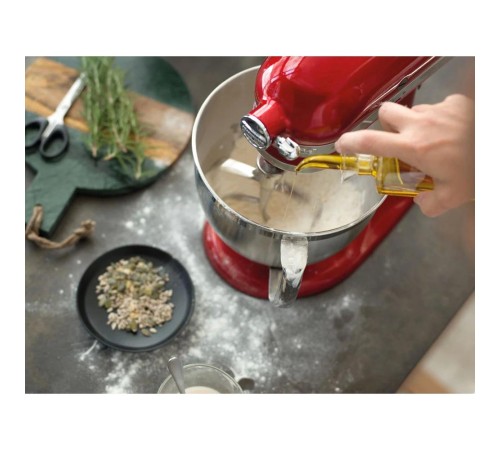 Настольный миксер KitchenAid Настольный миксер с откидным блоком Artisan 4.8 л, красный Настольный миксер KitchenAid Настольный миксер с откидным блоком Artisan 4.8 л, красный