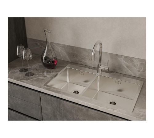 Кухонная мойка RIVELATO Rivelato Rinox 8050 B2 Мойка нерж.сталь 2 чаши 800*500*200 мм, монтаж: врезной, материал: нержавеющая сталь, цвет: нержавеющая сталь Кухонная мойка RIVELATO Rivelato Rinox 8050 B2 Мойка нерж.сталь 2 чаши 800*500*200 мм, монтаж: врезной, материал: нержавеющая сталь, цвет: нержавеющая сталь