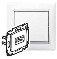 Розетка Valena розетка RJ45 кат.5e, белая